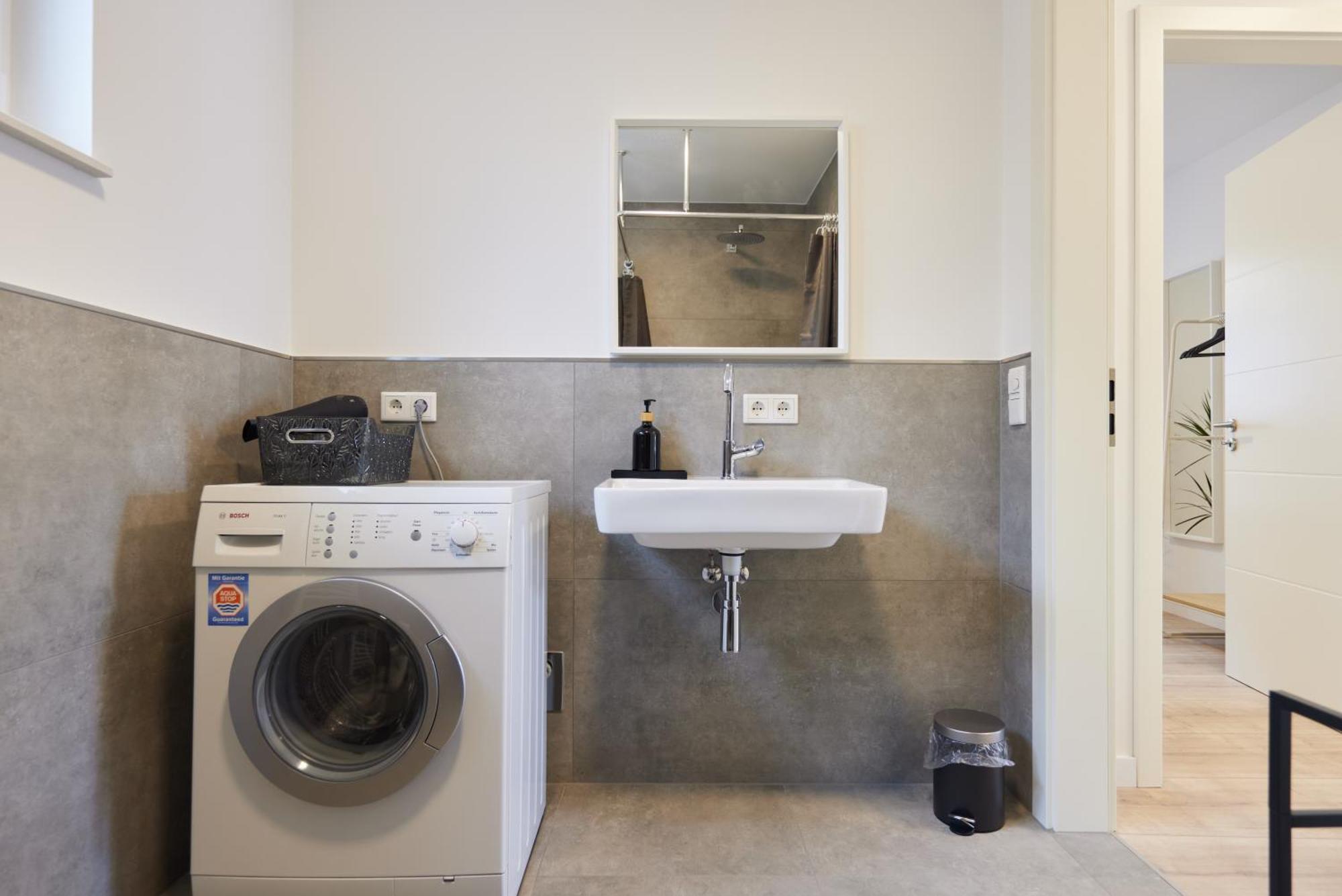 Homeme 1 I Zentral I Netflix I Kueche I Parkplatz I Kliniknah Bad Oeynhausen Buitenkant foto